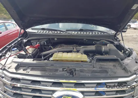 2020 Ford Expedition Xlt z USA, uszkodzony, nr VIN 1FMJU1JT6LEA16505